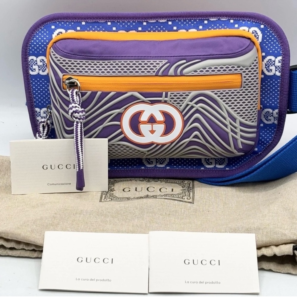 New without tags, Gucci Purple and Orange Logo Belt Bag does come with a dusty